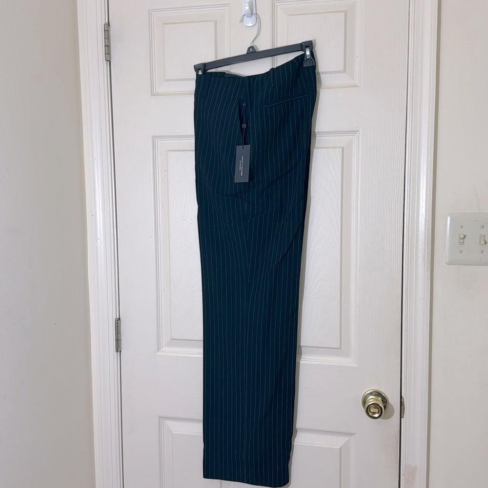 NWT Tommy Hilfiger Navy Stripes Flat Front Pant Size 6